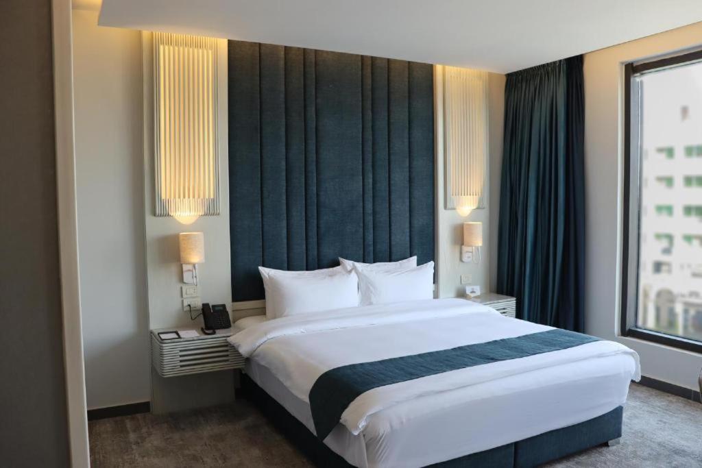 Rival Hotel Amman Luaran gambar