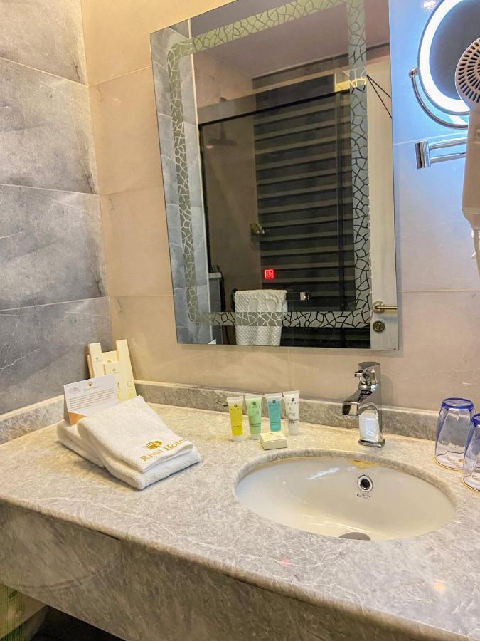 Rival Hotel Amman Luaran gambar