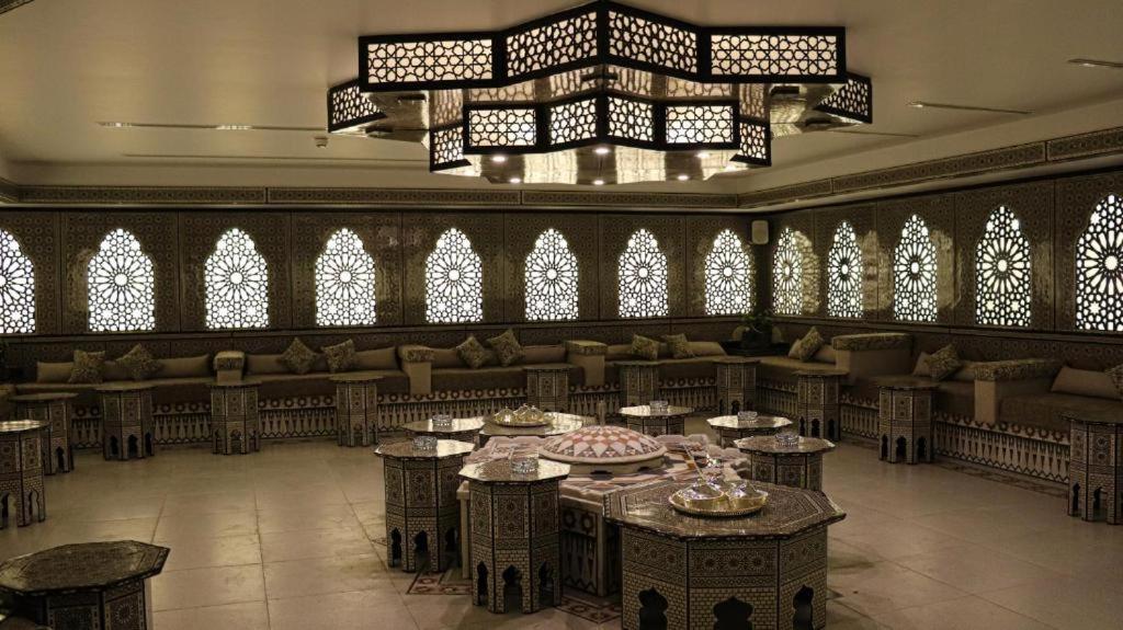 Rival Hotel Amman Luaran gambar
