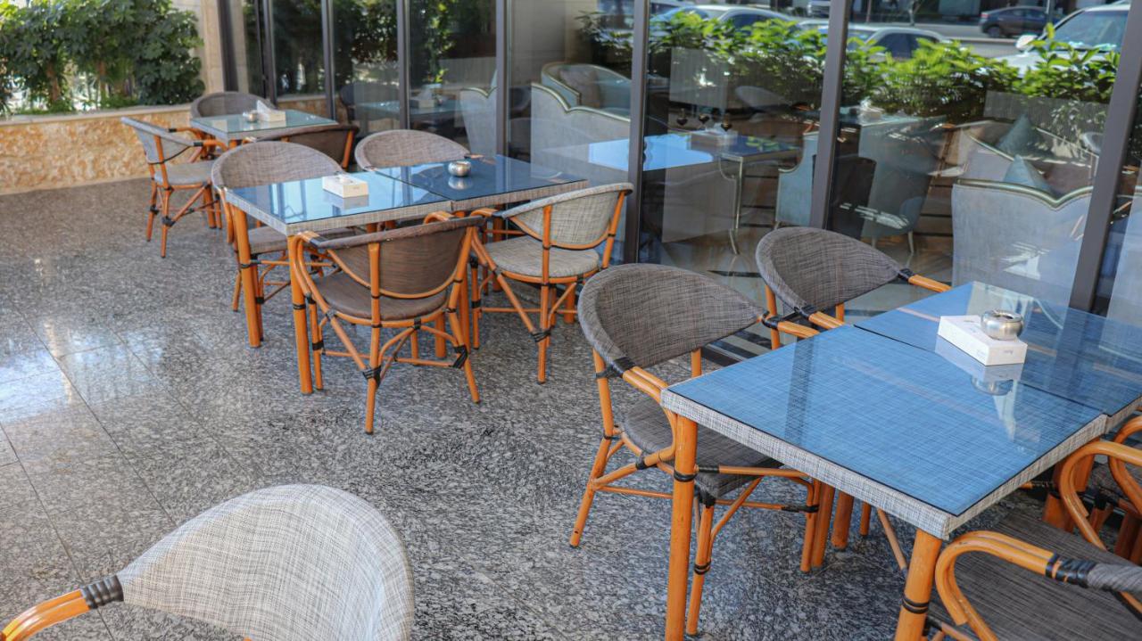 Rival Hotel Amman Luaran gambar