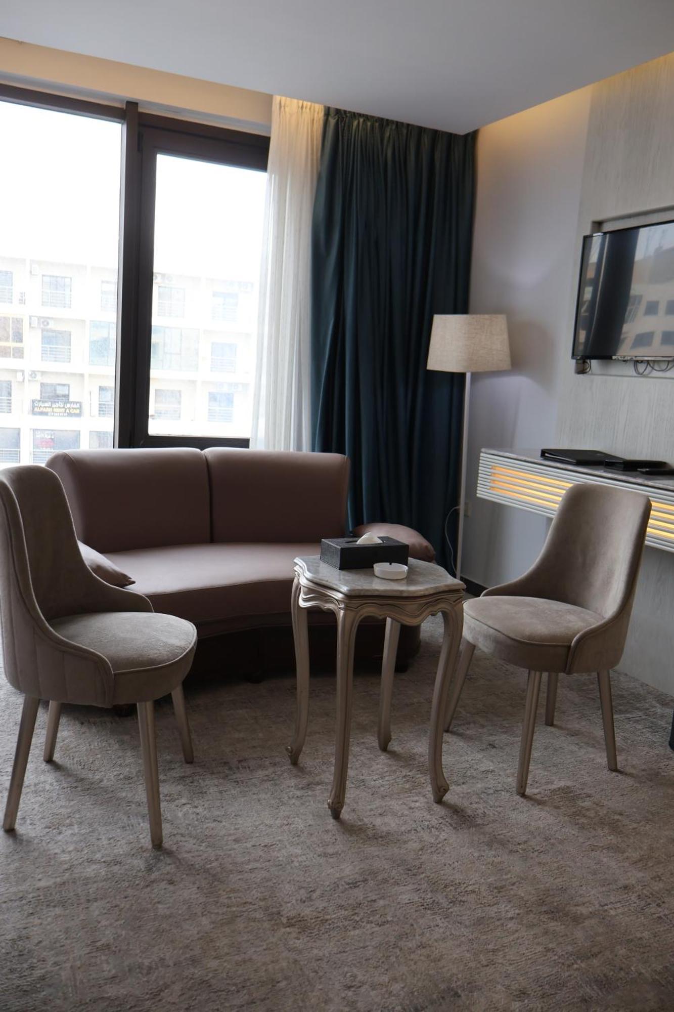 Rival Hotel Amman Luaran gambar